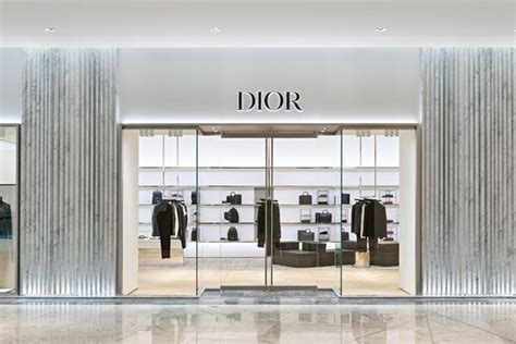 christian dior ofiice dubai